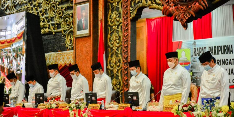 Dewan Perwakilan Rakyat Daerah (DPRD) Provinsi Jambi Menggelar Rapat Paripurna dalam rangka untuk memperingati Hari Jadi ke-65 Provinsi Jambi Tahun 2022.Kamis (6/1/2022).
