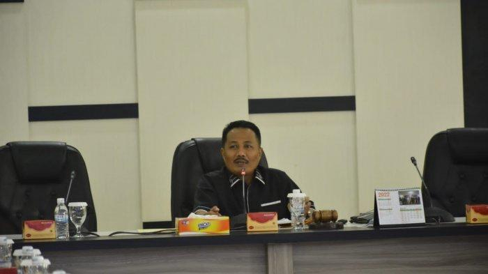 Ketua Komisi II M Juber,