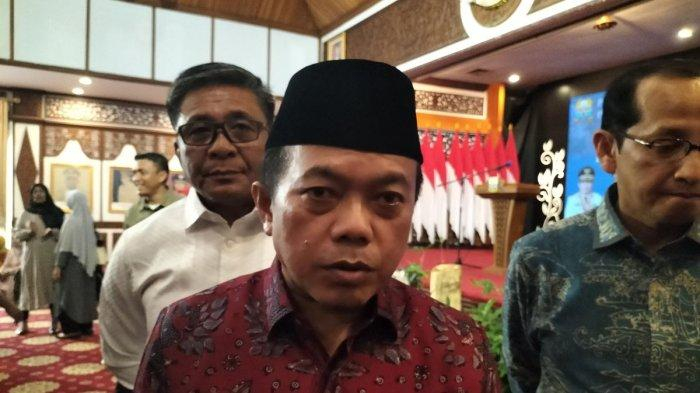 Gubernur Jambi Al Haris 