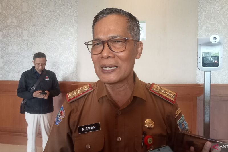 Kepala Dinas Dukcapil Kota Jambi Nirwan 