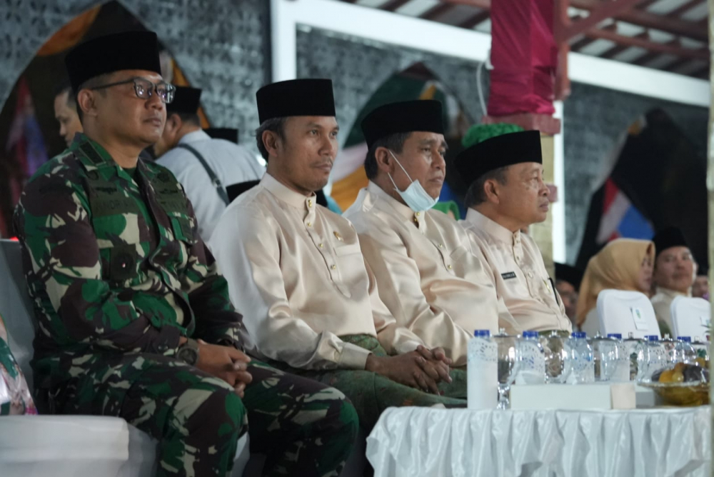 Ketua DPRD Provinsi Jambi, Edi Purwanto menghadiri pelaksanaan MTQ ke 52 tingkat Provinsi Jambi di Kabupaten Sarolangun, Rabu malam (23/8).