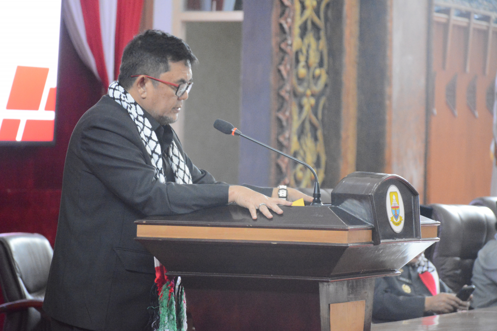Ketua Komisi III DPRD Provinsi Jambi Ivan Wirata 