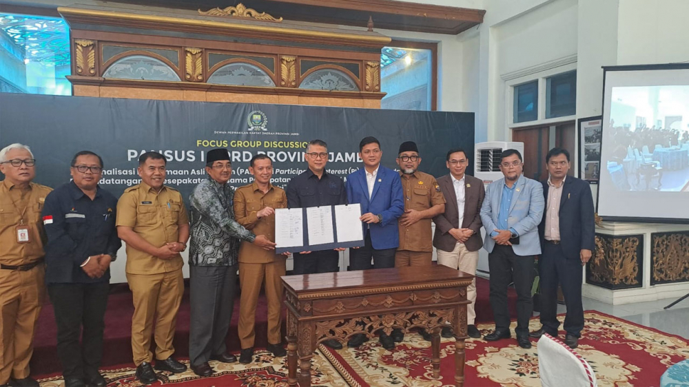 FGD percepatan realisasi PI 10 persen Migas yang digelar Pansus I DPRD Provinsi Jambi digedung DPRD Provinsi Jambi, Selasa (29/4).