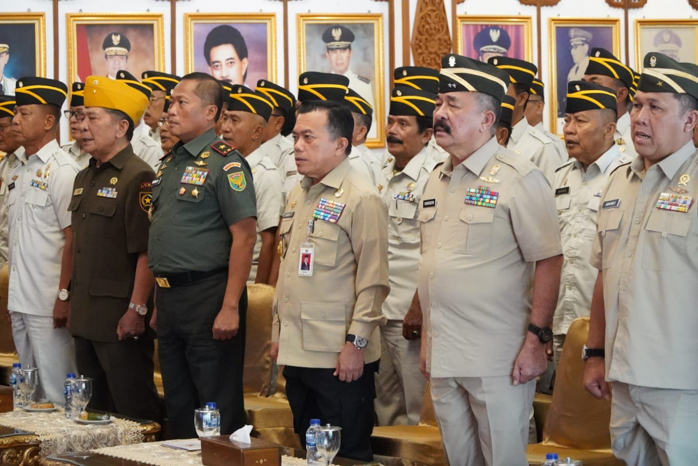 Gubernur Al Haris Dikukuhkan Sebagai Anggota Kehormatan PPAD Provinsi Jambi. Foto dok Kominfo Provinsi Jambi