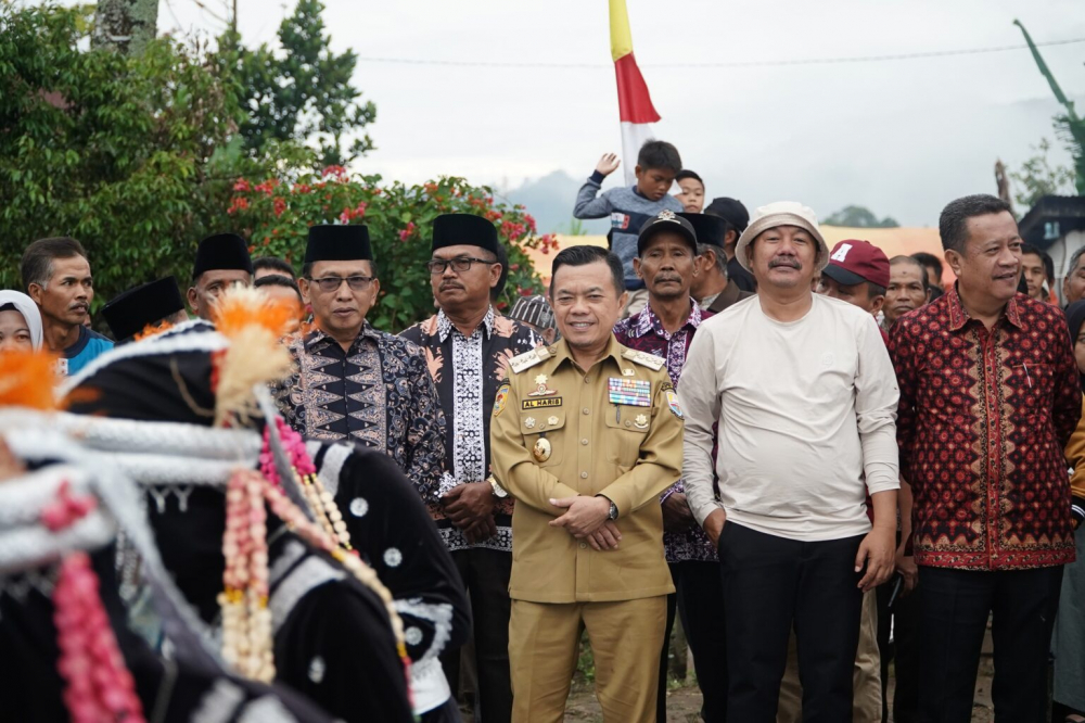 Gubernur Jambi Al Haris saat melakukan Pertisun di Kerinci. Foto dok Kominfo Provinsi Jambi