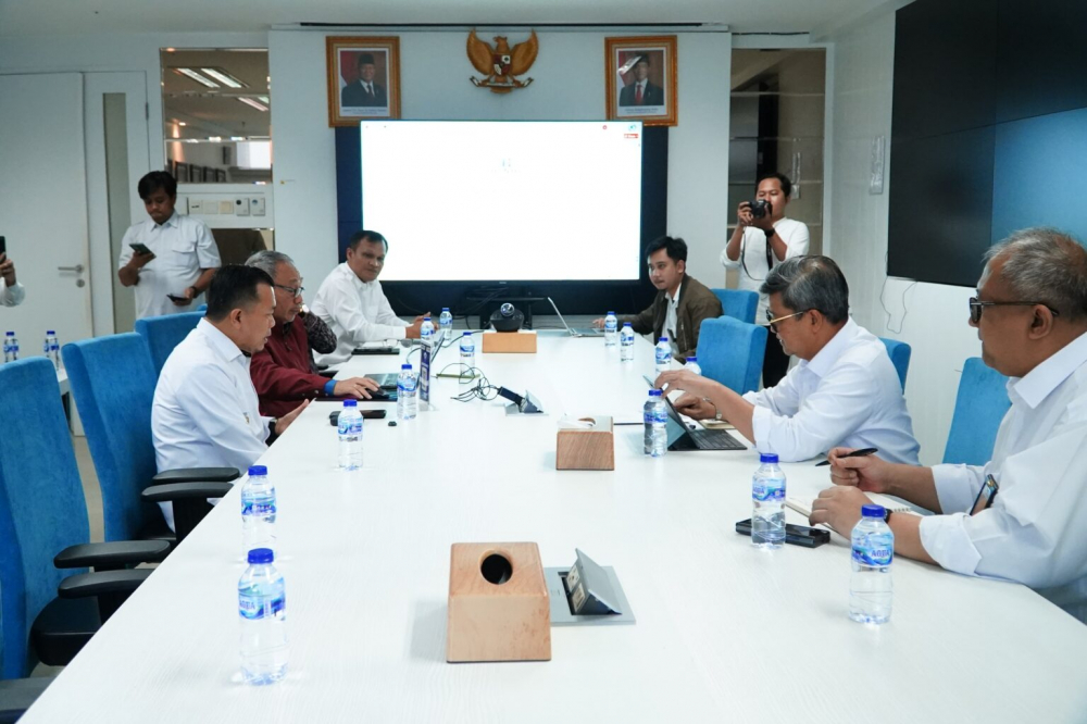 Temui Dirjen SDA Kementerian PU, Al Haris Bahas Rencana Hibah Perusahaan Korea Kelola Danau Sipin. Foto dok Kominfo Provinsi Jambi