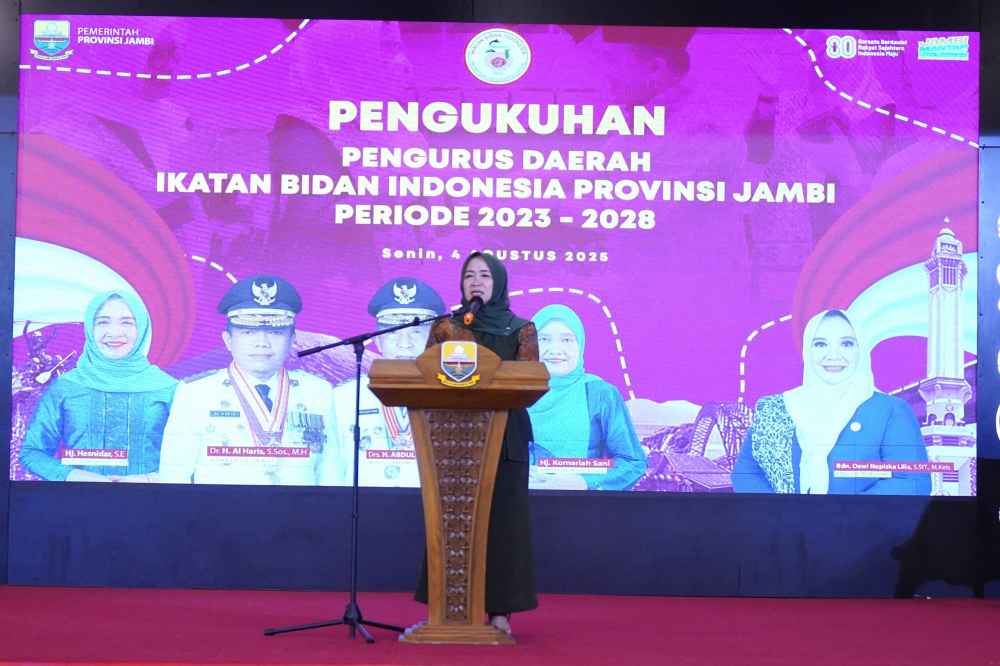 Ketua TP PKK Provinsi Jambi Hesnidar Haris. Foto dok Kominfo Provinsi Jambi