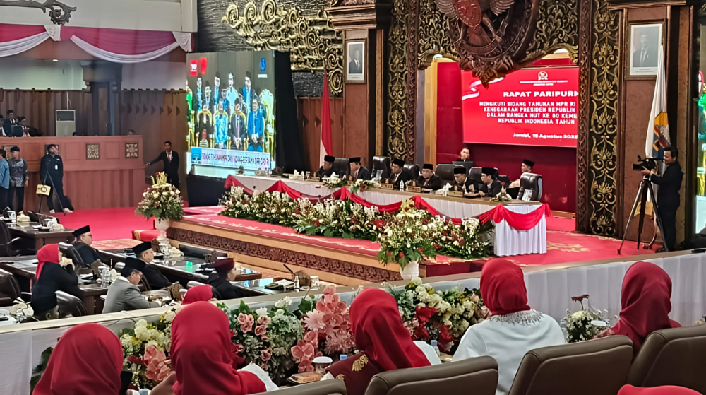 Gubernur Jambi Al Haris Ikuti Sidang Tahunan MPR-DPR RI 2025. 