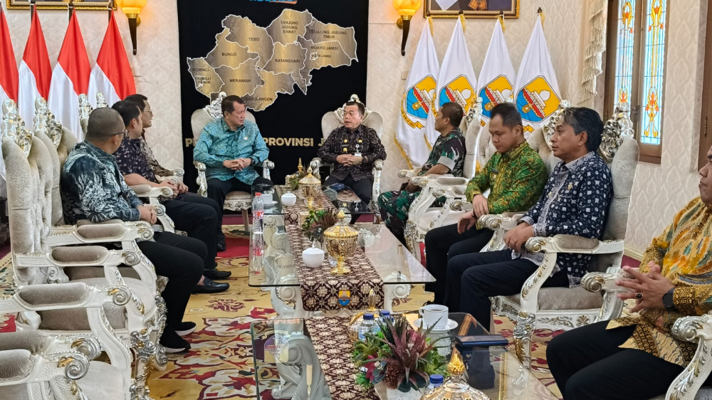 Wamen PANRB Audiensi dengan Gubernur, Bupati/Walikota