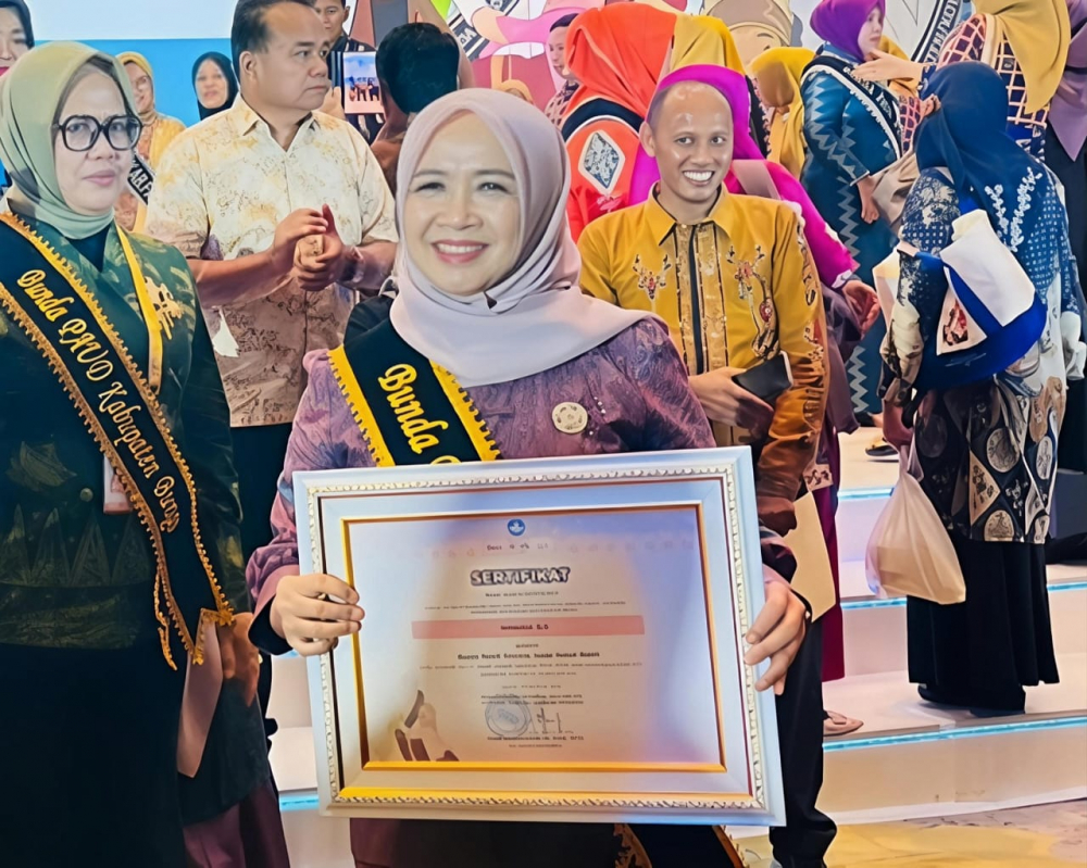 Hesti Haris Raih Penghargaan Nasional Peduli PAUD 2025. Foto dok Kominfo Provinsi Jambi